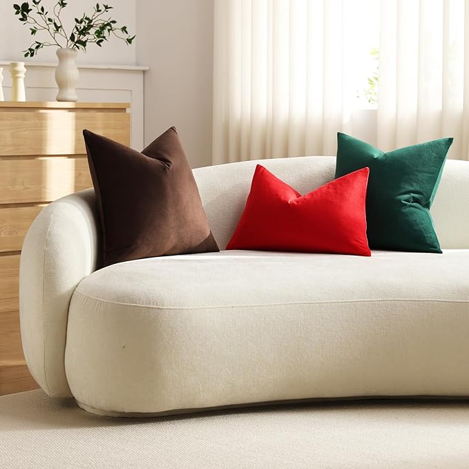 Throw Pillow Covers 18x18 Chocolate Brown: Pack of 2 Cozy Soft Velvet Square Modern Luxury Decorative Throw Pillow Cases for Sofa Couch Living Room Bed Home Decor
