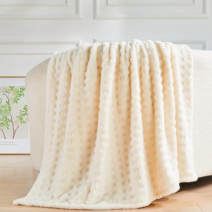 NEWCOSPLAY 3D Waffle Checkered Flannel Throw Blanket, Ivory, 50"x70" | Super Soft Cute Lightweight Decorative Premium Silky Fleece Blanket for Couch Sofa Bed, Gift for Women Men, All Season Use