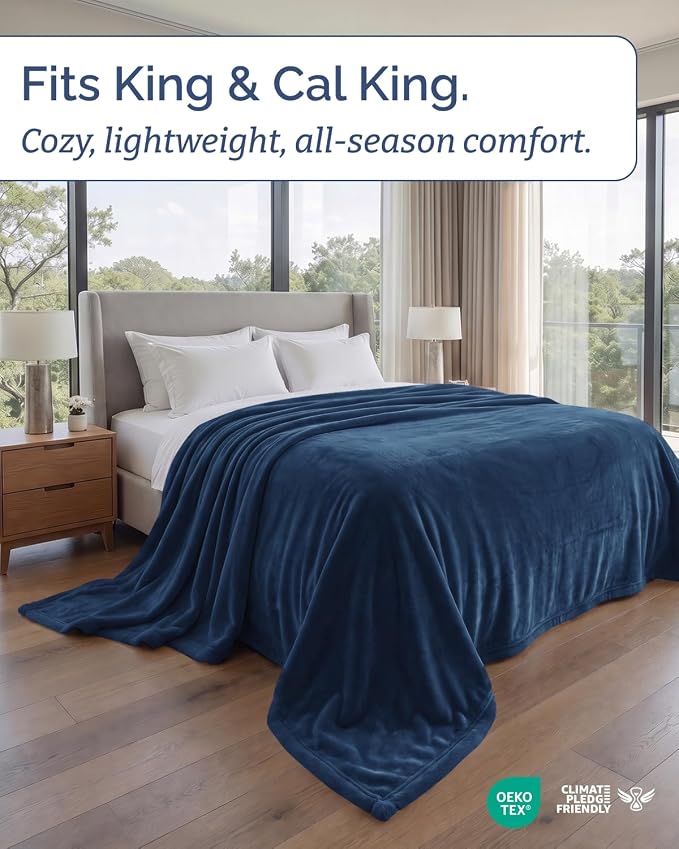 Ultra Soft Fleece Blanket Giant Blanket Size - Flannel Fleece Luxury Blanket - Lightweight for Couch Bed Chair - Thick, Warm and Breathable - All Season Cozy, Navy