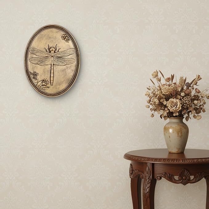 Vintage Dragonfly Wall Sculpture, Antique Wall Decor, Gold Wall Art, Hanging Decoration with Embossed Dragonfly Design, Vintage Decoration for Living Room Bedroom and Hallway, Housewarming Gift
