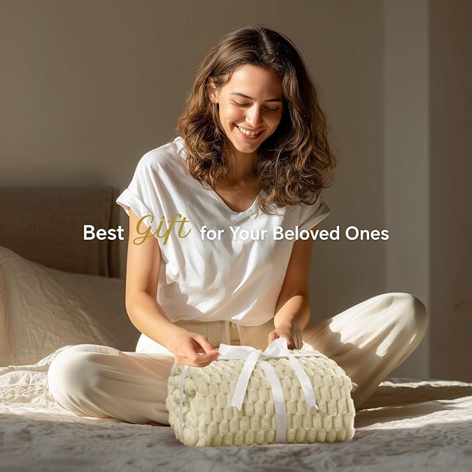 BEDELITE Almond Throw Blanket for Couch, Soft Cozy Gifts for Women, 50 * 60 | 3D Jacquard Decorative Fleece Blanket, Super Soft Plush Throws, Cute Birthday Gift for Women & Men, Suitable for All Seasons