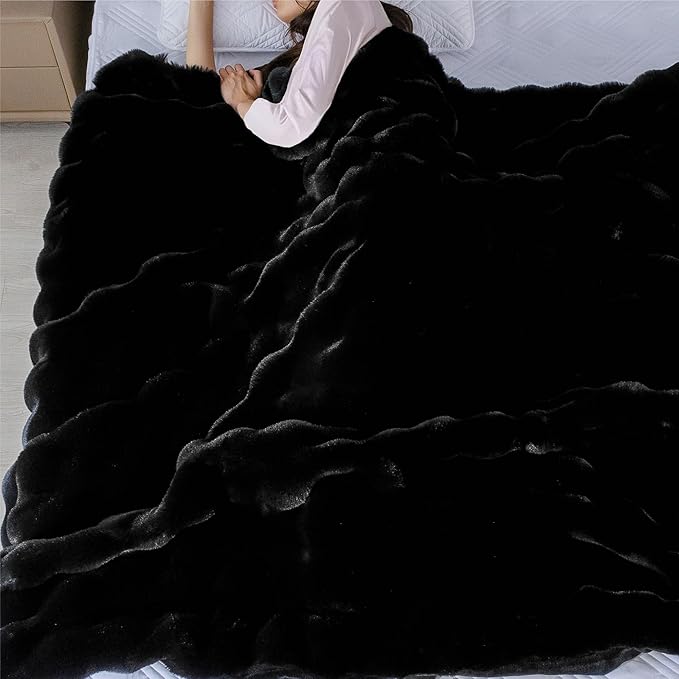 Black Faux Fur Thick Bed Soft Throw Blanket 60X80 for Couch Living Room Fluffy Bubble Faux Rabbit Fur Blanket Warm Bunny Blanket Home Decor 860 GSM