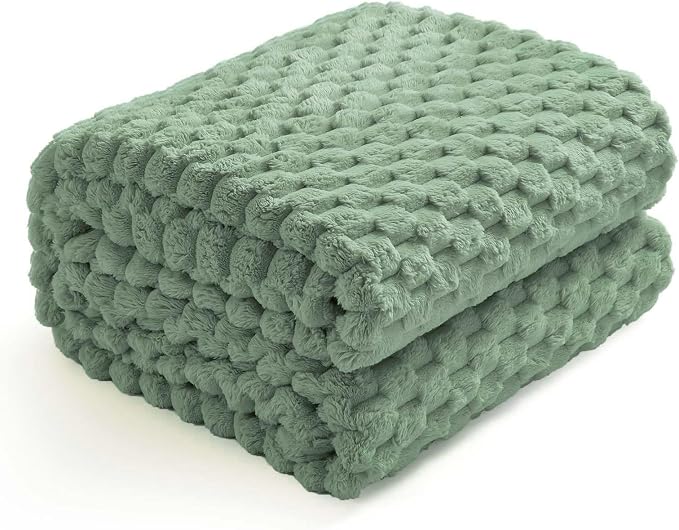Excervent Hexagon Jacquard Throw Blanket for Bed, 50x60 Inches, Sage Green | Decorative Fuzzy Flannel Fleece Throw Blanket for Sofa Bed Couch, Super Soft Cozy, Suitable for All Seasons