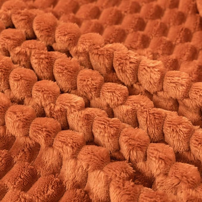 Bnuitland Orange Flannel Throw Large Blanket (Queen Size 90X90 inches), 300 GSM Fleece Cozy Warm Soft Home Decor Lightweight Bed Blanket for Adults,Suitable for All Seasons.