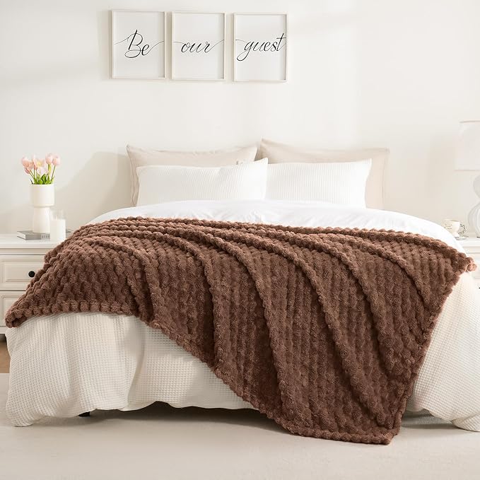 Excervent Big 3D Clouds Stylish Blanket for Bed, 50x70 Inches, Mocha | Decorative Fuzzy Flannel Fleece Throw Blanket for Sofa Bed Couch, Super Soft Cozy, Suitable for All Seasons
