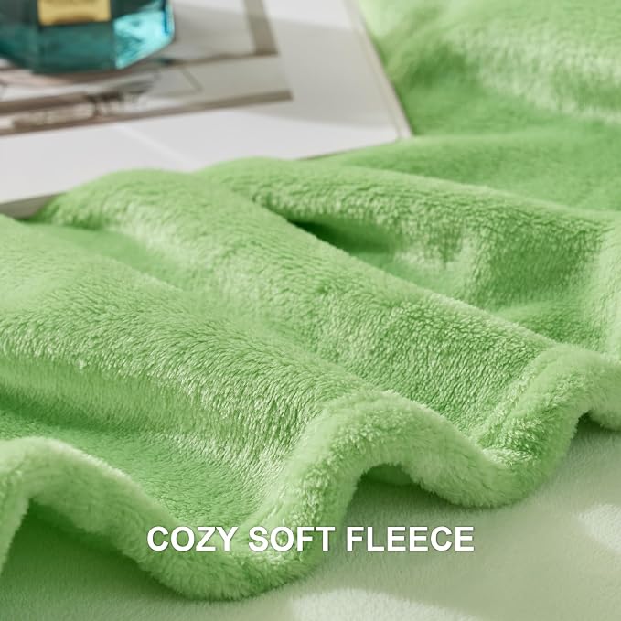 Hansleep King Grass Green Fleece Blanket, Soft Flannel Bed Blanket | Fuzzy Cozy Blanket 90x108 Inches, Multi-use for Bed, Sofa, Couch, Travel, Camping, All Season Warm Lightweight Cover