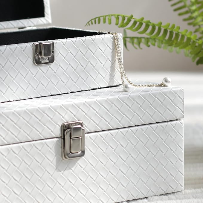 DECOR4SEASON Faux Leather Decorative Jewelry Storage Organizer Boxes Set of 2, White | Modern White Box for Vanity, Entryway & Coffee Table Décor