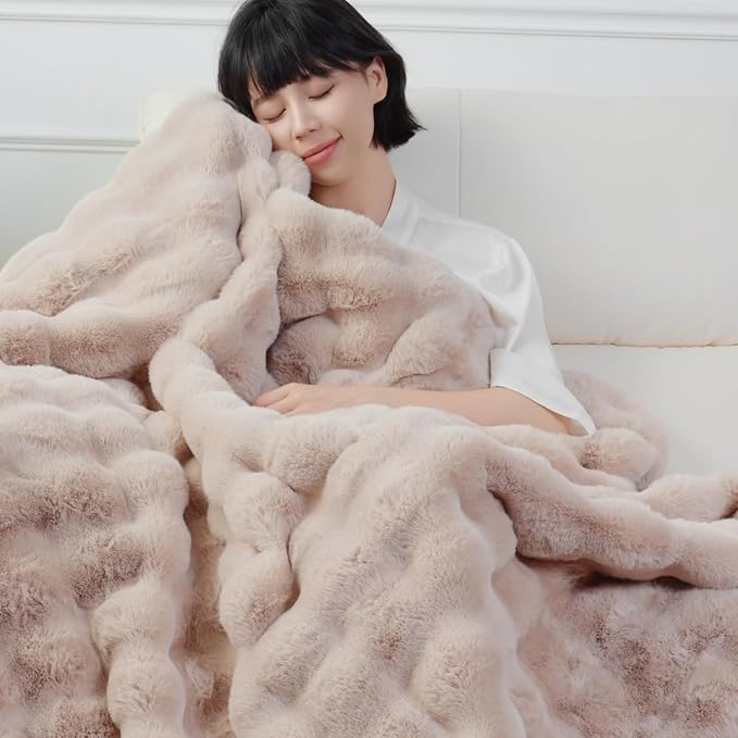 Super Comfort Oversized Warm Thick Bubble Luxury Plush Rabbit Faux Fur Throw Blanket, Fluffy Blanket,Soft Cozy Blanket for Couch Chair Bed Sofa Living Room (Wheat, 60inX80in)