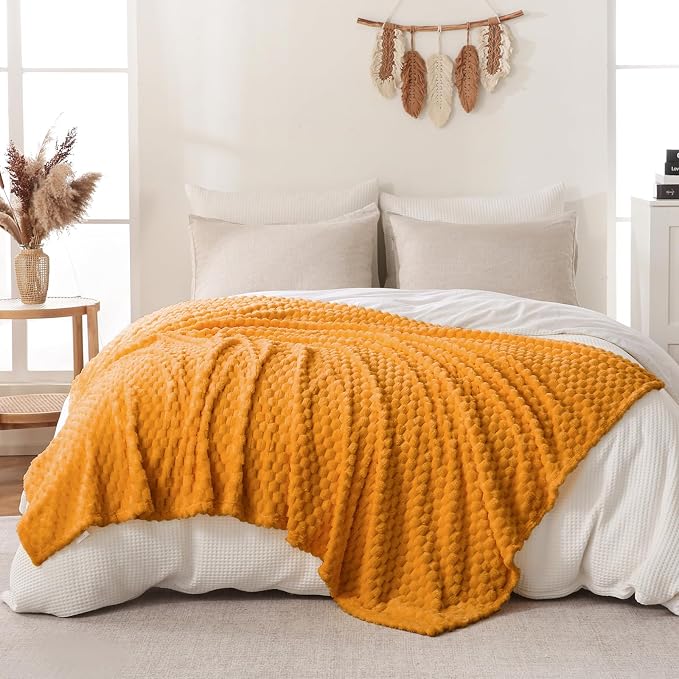 Bnuitland Soft Flannel Throw Blanket(50X70 inches), 3D Jacquard Fluffy Lightweight Fleece Blanket for Couch,Sofa,Bed, 300 GSM Super Cozy Warm for All Season Home Decor,Yellow