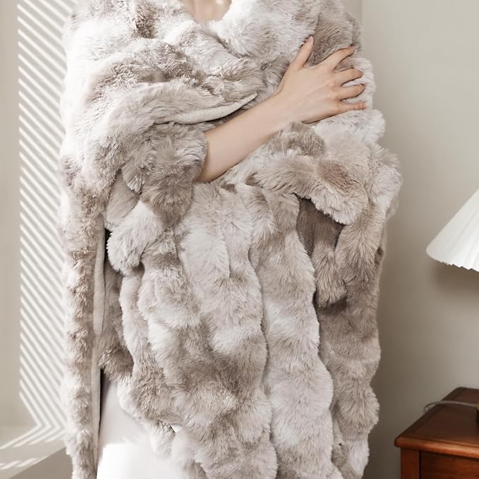 Faux Rabbit Fur Throw Blanket for Couch Gifts for Mom 50"x60" Tie-dye Khaki | Cozy Reversible Fluffy Throw, Luxury Plush Thick Bubble Blanket, Mothers Gifts for Women, Soft Warm for Bed, Home Decor