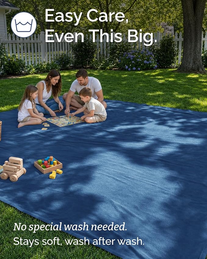 Ultra Soft Fleece Blanket Oversized King Size - Flannel Fleece Luxury Blanket - Lightweight for Couch Bed Chair - Thick, Warm and Breathable - All Season Cozy, Royal Blue