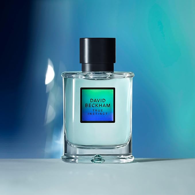 David Beckham True Instict Eau de Parfum 2.5 fl oz (Pack of 1), Notes of Pine, Cedarwood, and Vetiver, Men's Fragrance, Long Lasting, Everyday Fragrance, Travel Size