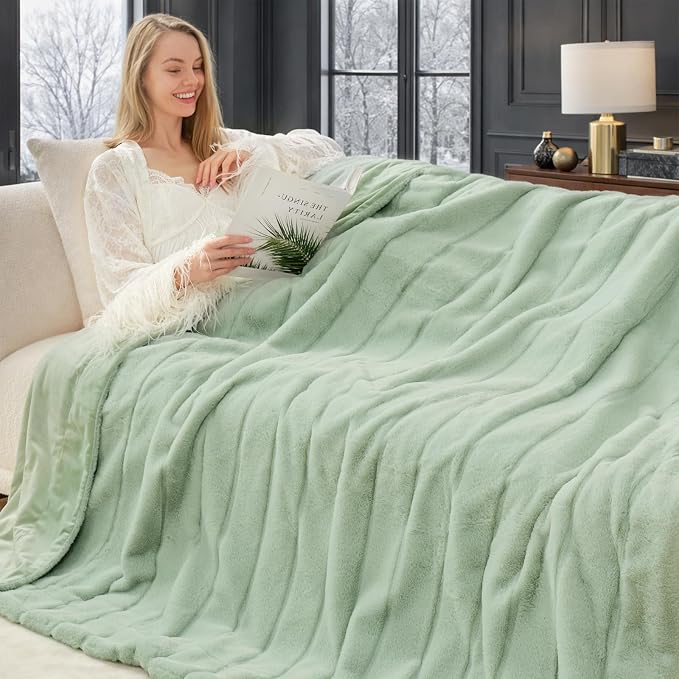 Cozy Bliss Deluxe Sheared Rabbit Faux Fur Throw Blanket, Soft Fuzzy High-Low Sculpted Plush Blanket for Couch, Cozy Home Accent, All Season Use, Green 50"x60"