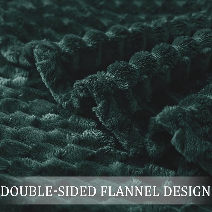 Exclusivo Mezcla 3D Fleece Twin Size Blanket for Bed, Forest Green | Extra Soft Fuzzy Plush Lightweight Bed Blankets, Cozy Fluffy Decorative Blankets for All Seasons, 60x80 Inches