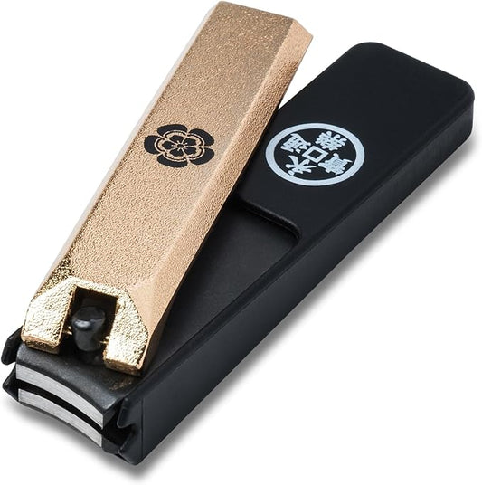 Japanese Nail Clippers, Curved Carbon Steel Blade, Made in Seki Japan, Built-in Nail File & Clippings Catcher, Samurai Design, Fingernail & Toenail Nail Trimmer (Oda Nobunaga)