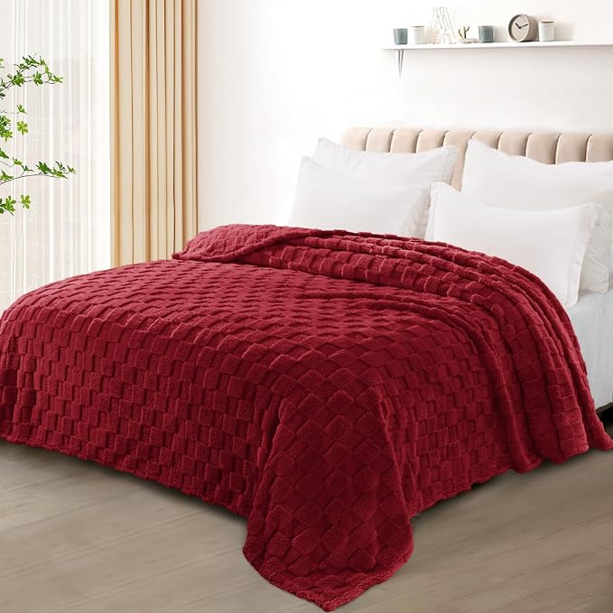 Exclusivo Mezcla 3D Checkered Fleece Queen Blanket for Bed, Burgundy | Super Soft and Cozy Fluffy Blanket, Lightweight, Breathable, Decorative Blanket for Living Room, Bedroom, All Season, 90"x90"