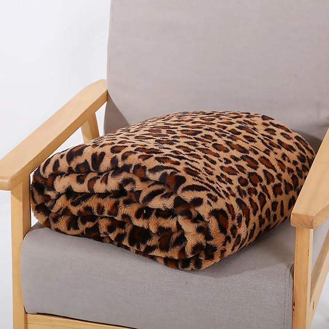 Leopard Throw Blanket 60''x80'' for Bed, Sofa, Couch, Travel and Camping, 560 GSM Double Sided Thick Fluffy Faux Fur Bed Throws, Super Soft Cozy Plush Cheetah Print Blankets for All Seasons