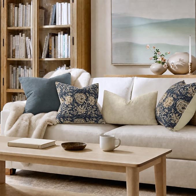 Vintage Floral Print Throw Pillow Covers 18x18 Set of 2 Neutral Modern Farmhouse Pillow Cases Accent Decorative Cushion Covers Boho Home Decor for Couch Sofa Chair Bed Living Room, Navy