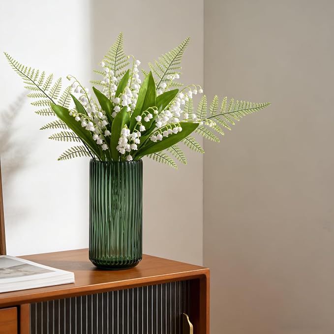 Flower Vase 7.5 inch Green Thickened Glass Vase for Bookshelf,Dinner Table,Indoor Office Desktop,Meeting Room,Bathroom,Countertop,Home Christmas Day Decoration