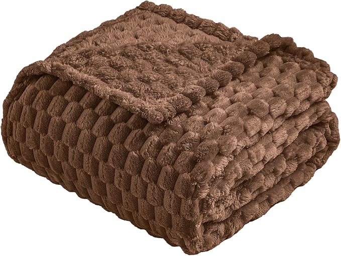 Vessia Flannel Fleece Throw Blanket(50x70 inch), 3D Jacquard Mocha Fuzzy and Warm Blanket for Couch,Sofa,Bed, 300GSM Super Soft Touch Cozy Lightweight Throw for All-Season Home Decor