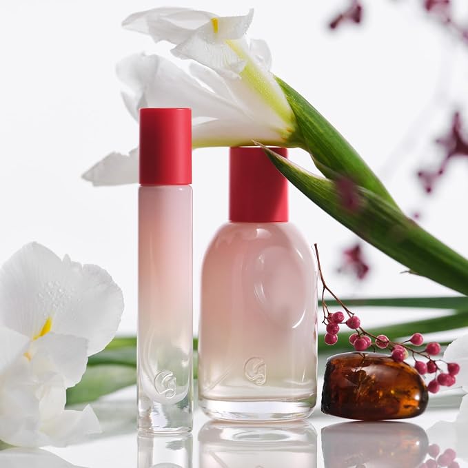 Glossier You Eau de Parfum - Unisex Fragrance for Men & Women, Skin-Scent Enhancer Smells Different on Everyone - Musky, Warm & Spicy Perfume with Pink Pepper, Iris & Ambrox Base Notes, 50ml