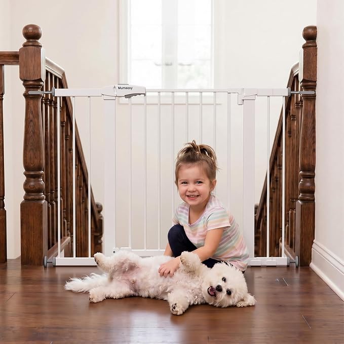 Mumeasy Baby Gate for Stairs, 29.7-46" Walk Through Dog Gate Indoor