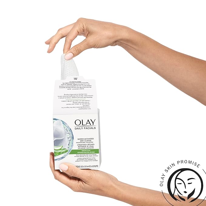 OLAY Daily Gentle Clean 5-in-1 Water Activated Cloths, 33 Ea (Pack of 2)
