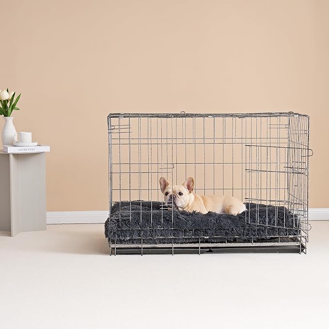EHEYCIGA Fluffy Dog Crate Bed for Medium Dogs, Plush Crate Pad, Dark Grey | Calming Anti Anxiety Medium Dog Bed, Washable Soft Warm Faux Fur Crate Mat with Non-Slip Bottom