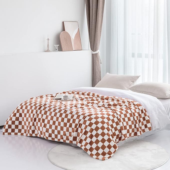 LOMAO Throw Blankets Flannel Blanket with Checkerboard Grid Pattern Soft Throw Blanket for Couch, Bed, Sofa Luxurious Warm and Cozy for All Seasons (Maple Brown, 60"x80")