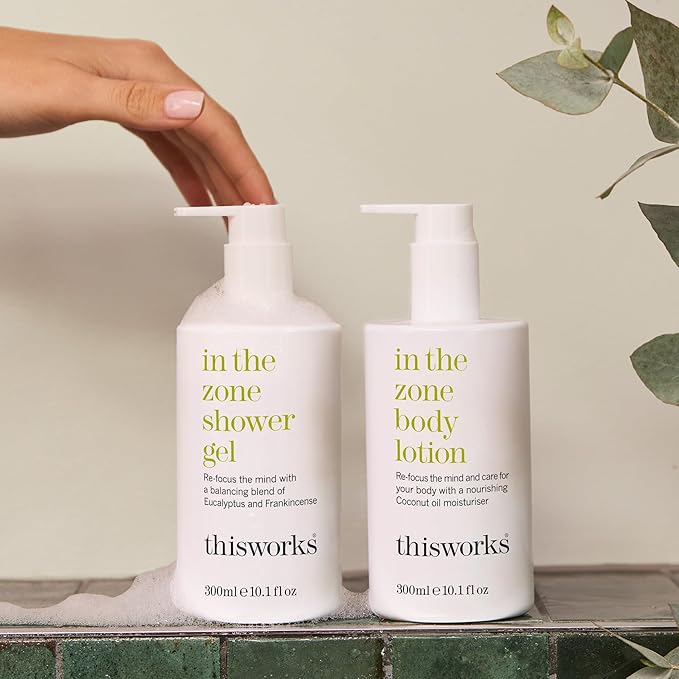This Works In The Zone Duo – Shower Gel 300ml & Body Lotion 300ml – Balancing Bodycare with Coconut Oil, Glycerin, Eucalyptus & Frankincense to Cleanse, Nourish & Refocus the Mind