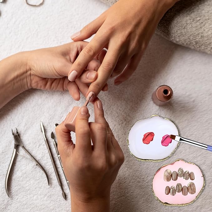 2PCS Nail Art Palette, Resin Nail Plates Makeup Mixing Palettes Gilded Edge Polish Palette Irregularity Painting Mixed Color Palettes Display Board for DIY ManicureArt Design Makeup Foundation