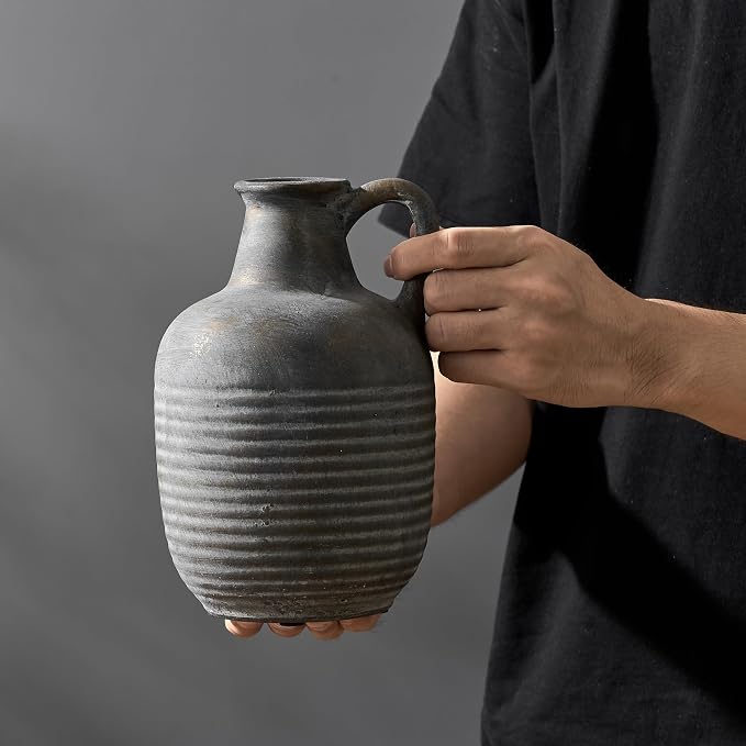 SIDUCAL Rustic Ceramic Farmhouse Flower Vase with 1 Handle-Height 8.43" Terracotta Vase, Unique Textured Pottery Flower Vases for Home Decor, Table, Wedding, Living Room, Shelf Decor, Bronze Black