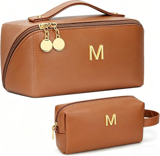 KKXIU Initial Makeup Bag for Women - Personalized Makeup Bag Gifts for Women, Travel Toiletry Bag with PU Leather, Open Flat Design with Top Handle, Cosmetic Bag Set with Multi-Pocket (Brown,M)