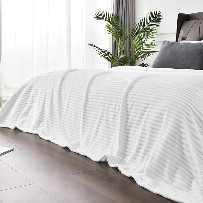 BEDELITE Ribbed Jacquard White Fleece Throw Blanket for Couch, 50x60 Inch | Soft Warm Decorative Fluffy Blanket, Cozy Plush Lightweight Fuzzy Throw Blanket for Bed Sofa Home Room Decor, Gift for Women