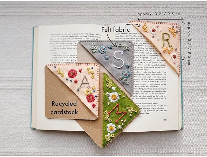 MOTEERLLU Personalized Hand Embroidered Corner Bookmark,Felt Triangle Page Stitched Handmade Bookmark,Unique Cute Flower Letter Embroidery Bookmarks Accessories for Book Lovers(Spring-p)