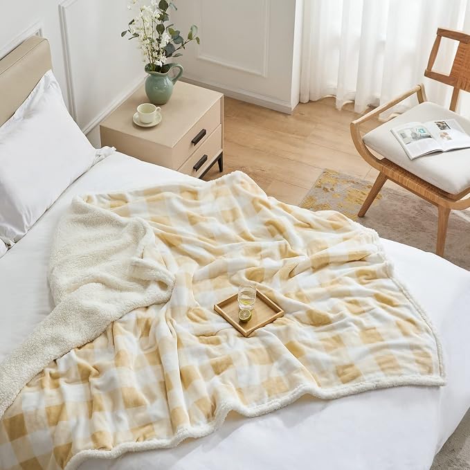 Sherpa Buffalo Plaid Twin Blanket 60" X 70", Fuzzy Fluffy Soft Cozy Throw Blanket, Fleece Flannel Plush Microfiber Blanket for Couch Bed Sofa(Beige)