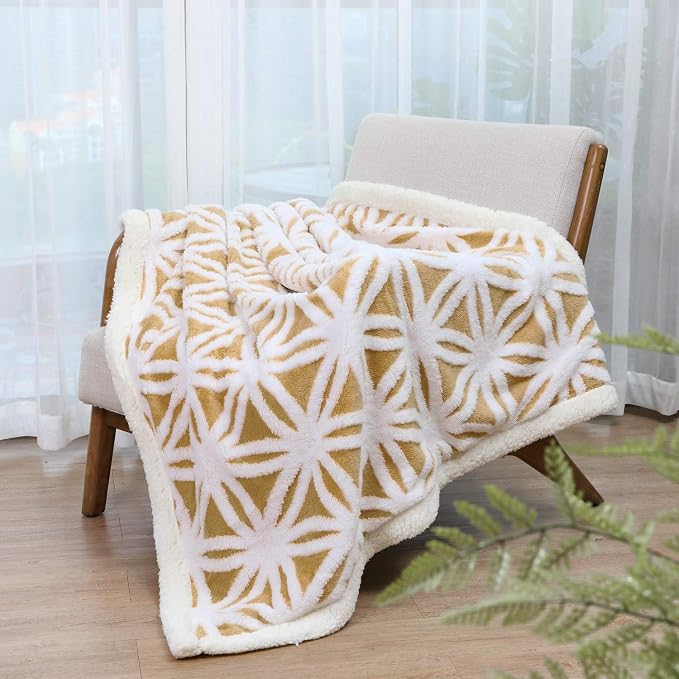 LOMAO Sherpa Fleece Blanket Gifts for Mom Dad Cozy Soft Throw Blanket for Women Men Birthday Gifts Dual Sided Couch Sofa Bed Blanket (Yellow, 60''x80'')