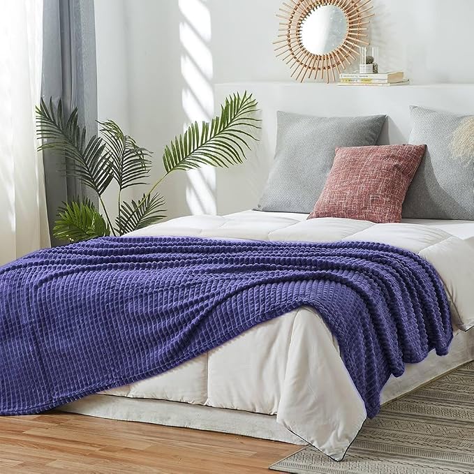 Simple&Opulence Very Peri Throw Blanket for Couch-Super Soft Fluffy Blankets for Women 50x70 Inches Cozy Lightweight Fleece Blanket for Home Decor