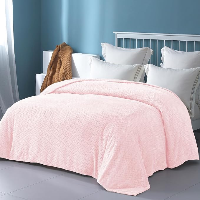 Exclusivo Mezcla Soft Fleece Bed Blanket Twin Size, 90”x66”, Light Pink | Cozy Fluffy Lightweight Blankets for Summer, Decorative Plush Flannel Throws for Living room, Bedroom with Leaves Pattern