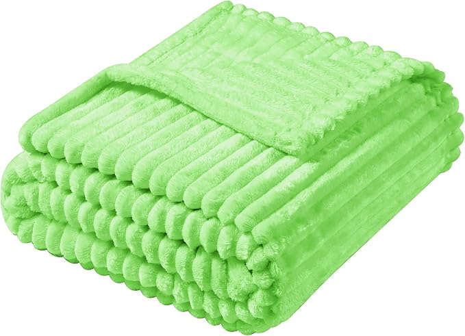 Vessia Flannel Fleece Throw Blanket for Couch,Sofa,Bed, 300GSM Microfiber Green Striped Chair Blanket for Adults and Kids, Super Soft Warm Cozy Lightweight Ribbed Throw for All-Season