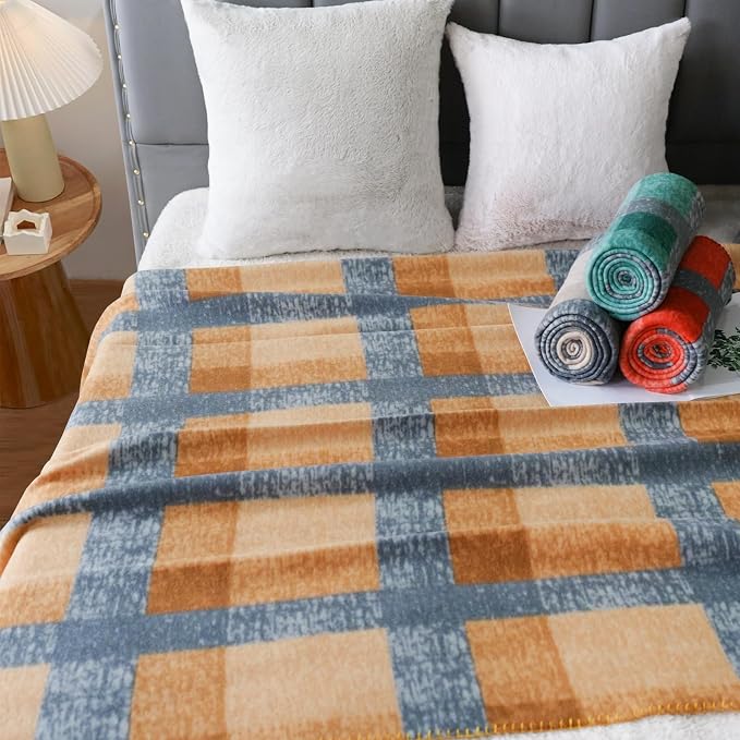 ZYFZCYBL Fleece Blanket Bulk Pack of 6 Cozy Fleece Throw Blankets 50x60 Warm Soft Lightweight Breathable Pet-Friendly for Bed Sofa Camping Wedding Gifts (Multiple Plaid
