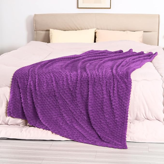 Bnuitland Purple Flannel Throw Blanket (50X70 inches), 300 GSM Fleece Cozy Warm Soft Home Decor Lightweight Bed Sofa Blanket for Adults, Suitable for All Seasons.