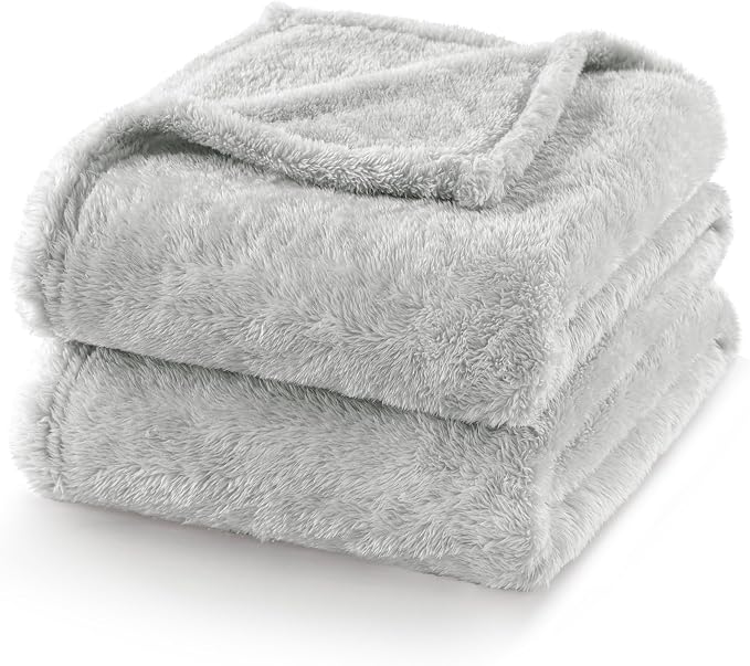 Exclusivo Mezcla Fuzzy Plush Fleece Bed Blanket King Size, Light Grey | 104x90 Inches, Super Soft and Cozy Bed Blanket, Fluffy Decorative Bedding for Livingroom, Bedroom, All Season