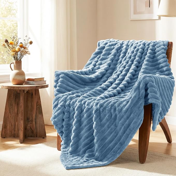 HIMEET Grayish Blue Queen Blanket for Bed, 300GSM Ribbed Fleece, 90 x 90 in | Ultra Soft Flannel, All-Season Lightweight Warmth, Cozy Bed Coverage & Bedroom Decor, Gift for Men & Women, Machine Washable