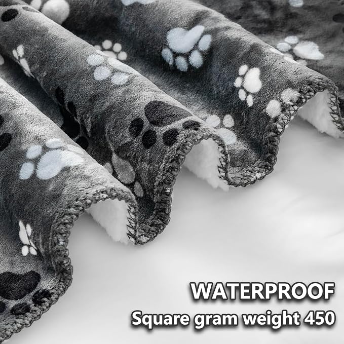 Waterproof Pet Blanket for Dogs and Cats, Soft Sherpa Fleece Throw Blanket 60 * 80inh Grey Paw