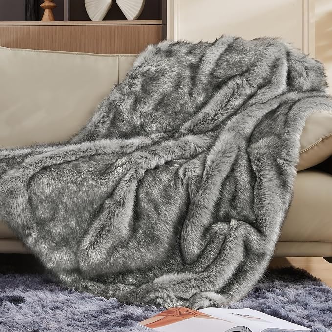 Luxury 1000GSM Faux Fur Throw Blanket, Super Heavy Thick Warm Cozy Blankets for Couch Bed Sofa, Plush Fuzzy Elegant Soft Reversible Mink Blanket for Living Room Bedroom, 50''x60'',White&Grey