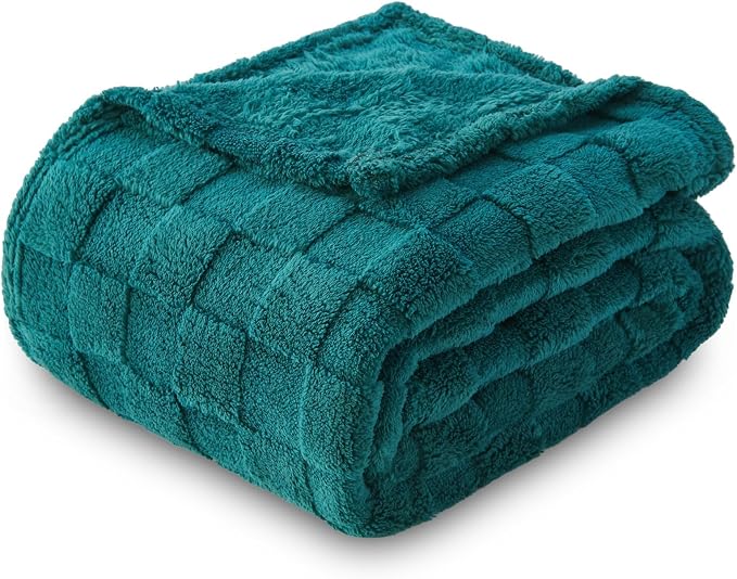 NEWCOSPLAY 3D Checkered Flannel Throw Blanket, Dark Teal, 50"x70" | Super Soft Cute Lightweight Decorative Premium Silky Fleece Blanket for Couch Sofa Bed, Gift for Women Men, All Season Use