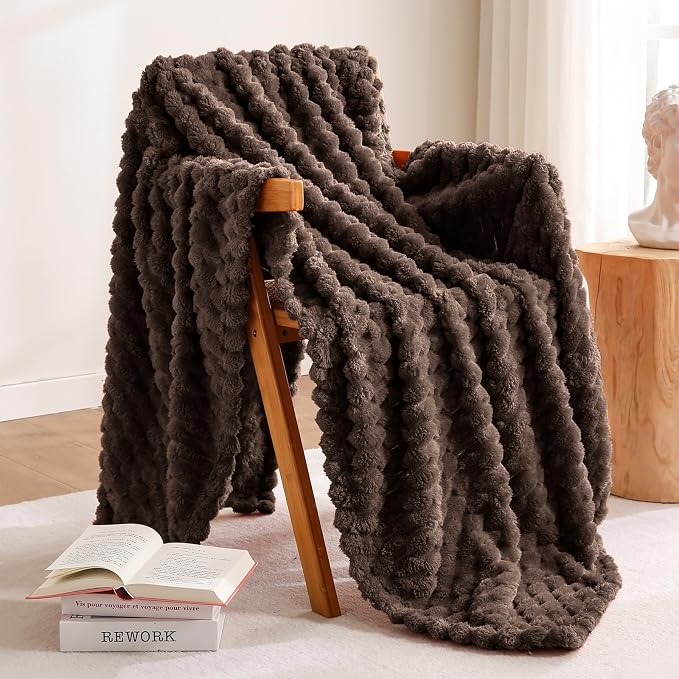 Excervent Big 3D Clouds Stylish Blanket for Kids, 40x50 Inches, Brown | Decorative Fuzzy Flannel Fleece Throw Blanket for Sofa, Super Soft Cozy Gifts for Kids & Pets, Suitable for All Seasons