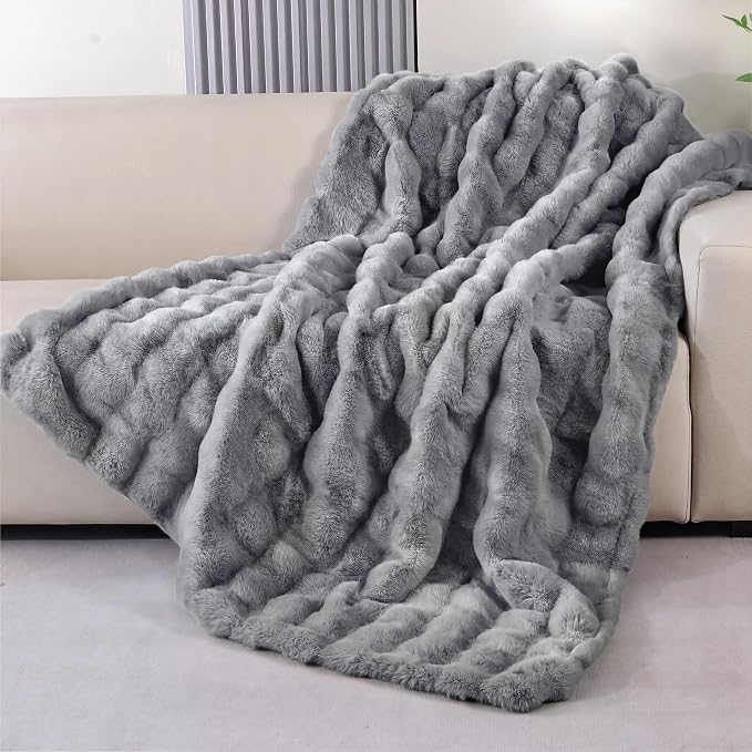Grey Faux Fur Throw Blanket for Couch, Double-Sided Bubble Textured Plush Blanket with Soft Flannel Back, Decorative Throw for Sofa or Bed, Machine Washable, 50x60 Inches, 860 GSM