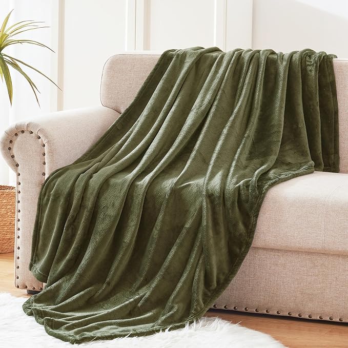 Exclusivo Mezcla Soft Fleece Throw Blanket for Couch, Olive Green | 50x60 Inches, Double-Sided Brushed Flannel, Lightweight Plush Cozy Blanket for Home Decor, All Season, Machine Washable